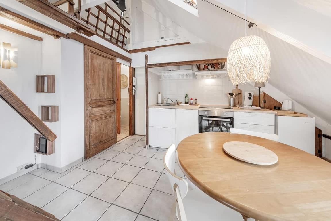 Le 38 - Studio Atypique Au Coeur De Cancale-3 Pers Bagian luar foto